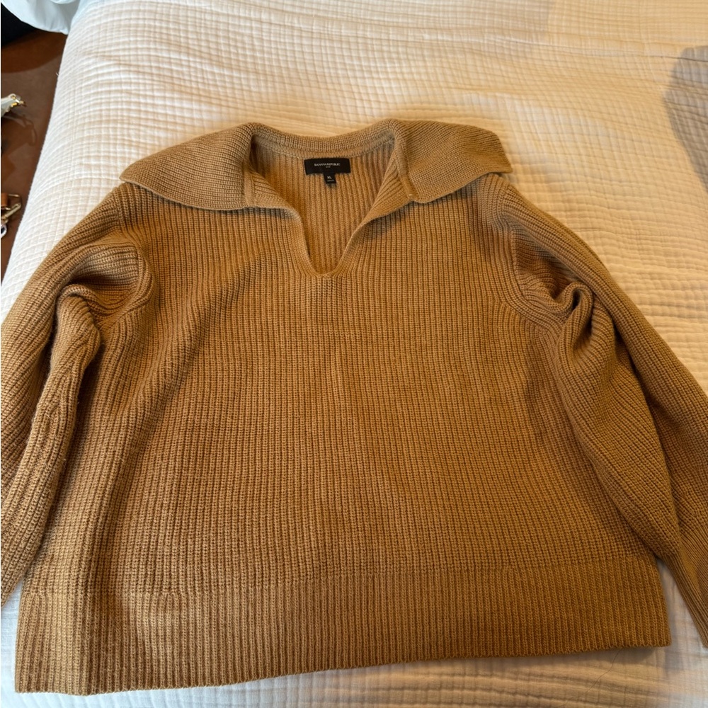 Men's Tan Sweater
